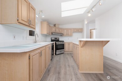 20221 76th Avenue Ct E unit 12, Spanaway, WA 98387 - photo 3