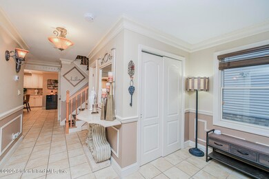 121 3rd St, Staten Island, NY 10306 - photo 4