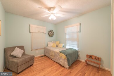 14620 Honeysuckle Way, Swan Point, MD 20645 - photo 6