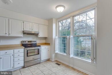 10310 Pond Spice Terrace, Burke, VA 22015 - photo 5