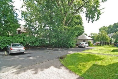 264 Robbins St unit A, Waltham, MA 02453 - photo 2