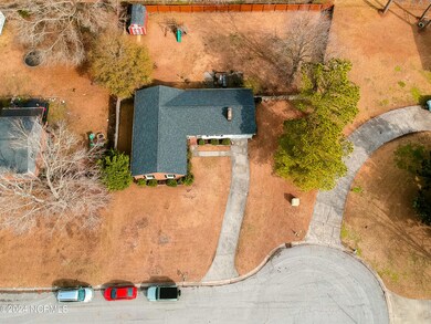 207 Cambridge Ct, Jacksonville, NC 28546 - photo 7