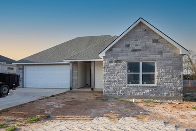 117 Parlin Ln, Fredericksburg, TX 78624 - photo 2