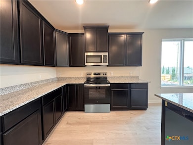 414 University Ave, Troy, TX 76579 - photo 7