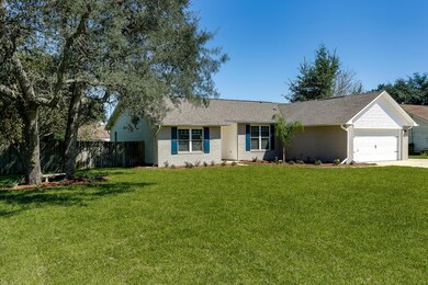 2740 Rambler Ct Navarre FL-large-003-37-