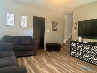 615 E Sandusky St, Findlay, OH 45840 - photo 2