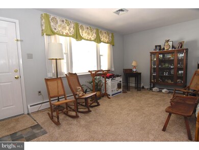 3044 Maple Ave, Reading, PA 19605 - photo 3