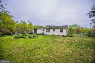 1507 Apple Harvest Dr, Hedgesville, WV 25427 - photo 7