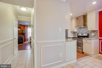 9144 Lambskin Ln, Columbia, MD 21045 - photo 5