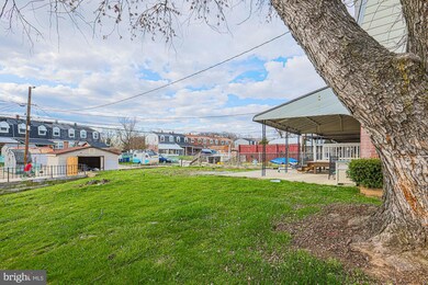 3146 Ryerson Cir, Halethorpe, MD 21227 - photo 3