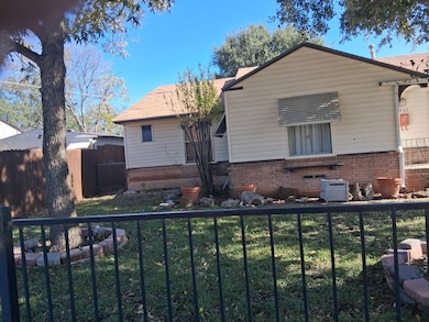 4807 Penrose Ave, Fort Worth, TX 76116 - photo 2