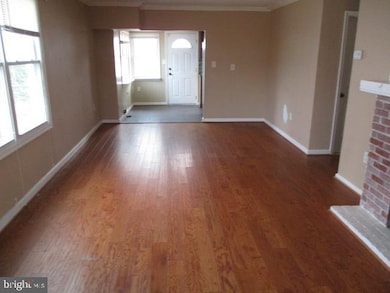 621 Binsted Rd, Glen Burnie, MD 21060 - photo 4