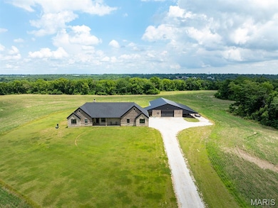 27650 Iowa Rd, Perry, MO 63462 - photo 4