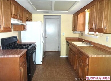 1244 E 140th Place, Glenpool, OK 74033 - photo 3