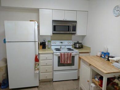 13649 N Newcastle Dr, Sun City, AZ 85351 - photo 2