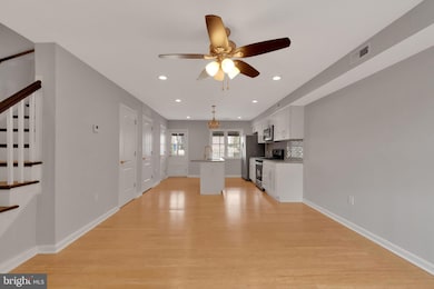 245 S Clinton St, Baltimore, MD 21224 - photo 3