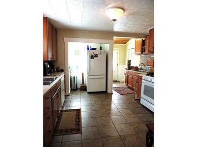 3051 W 32nd St, Erie, PA 16506 - photo 6