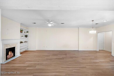 The Avenues unit C26, Jacksonville, FL 32205 - photo 2