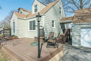 5631 Monrovia St, Shawnee, KS 66216 - photo 3