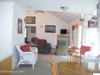 166 Buck Ridge Dr, Drums, PA 18222 - photo 6