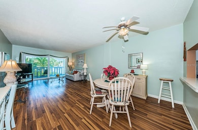 1200 N Shore Dr NE unit 314, Saint Petersburg, FL 33701 - photo 7