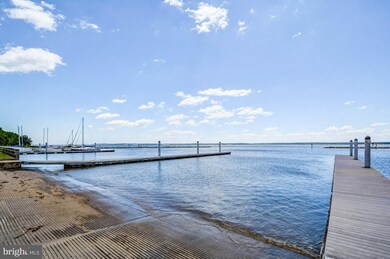 2021 Hanson Ln, Woodbridge, VA 22191 - photo 4