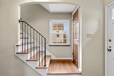 384 Fallis Road-4.jpg-FULL