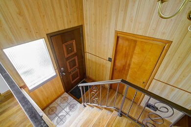 410 Northview Dr, Columbus, OH 43209 - photo 2