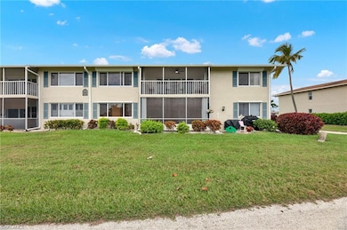 272 Winners Cir unit 4, Naples, FL 34112 - photo 3