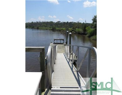 Waterfront/Dock/Pier.