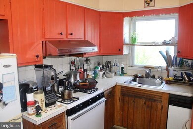 7701 Oakley Rd, Upper Darby, PA 19082 - photo 6