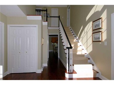 Entry/Foyer.