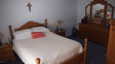 1924 Ruth St, Allentown, PA 18104 - photo 3