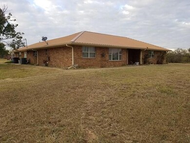 416 Southridge Dr, Weatherford, TX 76087 - photo 3