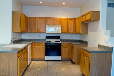 40-Kitchen