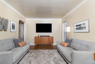 5607 Leumas Dr, Cincinnati, OH 45239 - photo 5