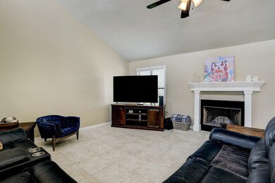 17710 Willow Pond Rd, Alvin, TX 77511 - photo 6