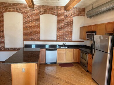 409 Pine St unit 102, Providence, RI 02903 - photo 3