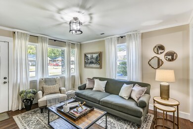 Floor Plan-Living Room-_DSC1342