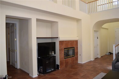 FIREPLACE FAMILY ROOM