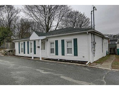 95 Thomas St, Woonsocket, RI 02895 - photo 3