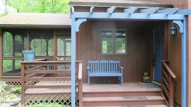 804 Rodeo Ct, Hawley, PA 18428 - photo 2