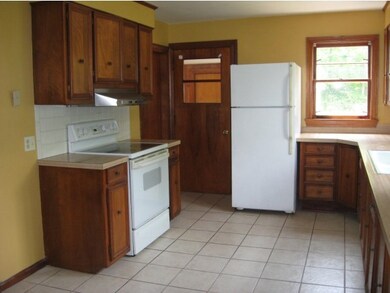 2 Monarch Ln, Claremont, NH 03743 - photo 4