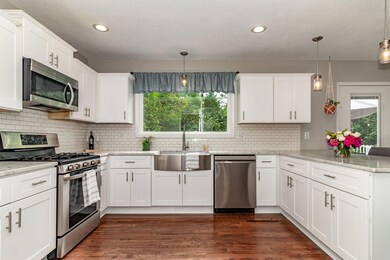 23-web-or-mls-1127 KIRK PLACE (c)--10