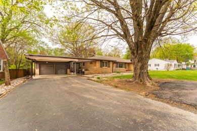 1933 S Jefferson Ave (10 of 36)