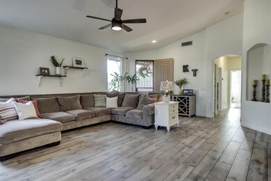 853 S Roca Ct-12