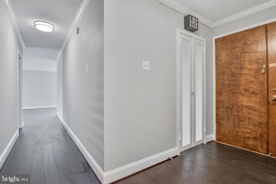 Strathmore Tower unit 501, Baltimore, MD 21215 - photo 3