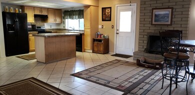 3226 w kimberly kitchen overview
