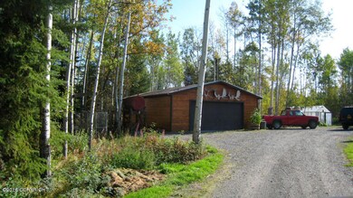 detached garage