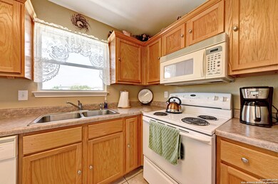 9514 Mustang Gate, San Antonio, TX 78254 - photo 5